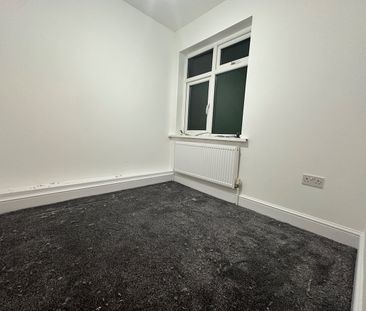 3 Bed Terraced House, Woodlands Road, E17 - Photo 3