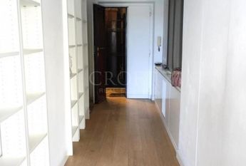 Parioli-Piazza delle Muse: Restored 3 bedroom, 3 Bath, spacious living, kitchen, balcony, near park, master bed & 2 single bedrooms. Ref 1045