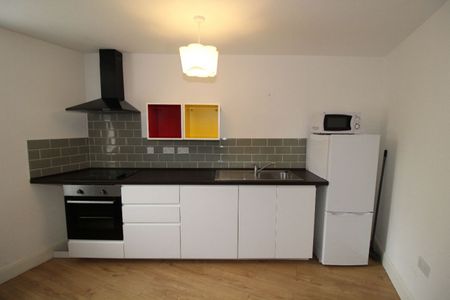 Fylde Road, Flat 02, PRESTON, Lancashire PR1 2XP - Photo 3