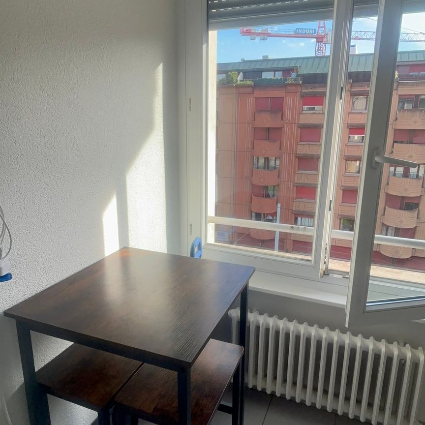 Charmant 2 pièces avec balcon - Foto 2