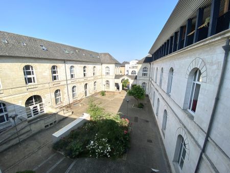 T2 - HYPER CENTRE - Photo 4