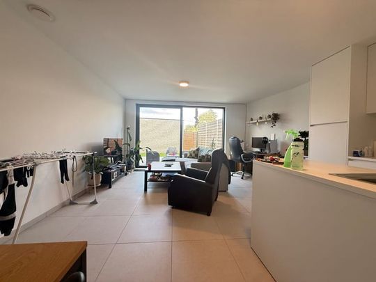 Appartement te huur - Photo 1
