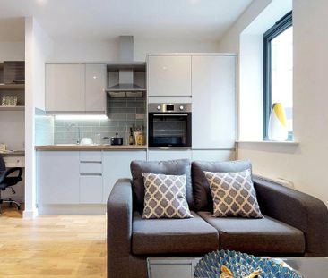 Studio to rent - Photo 2