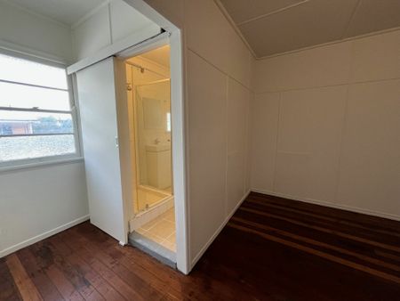 Coastal Living in Sought After-Location! - Photo 3