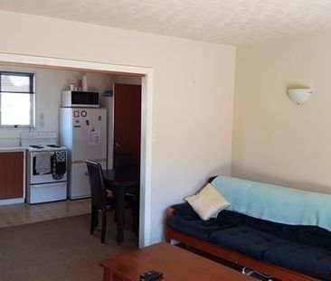 3 Bedrooms Bryndwr Sunny Burnside High Zone - Photo 6