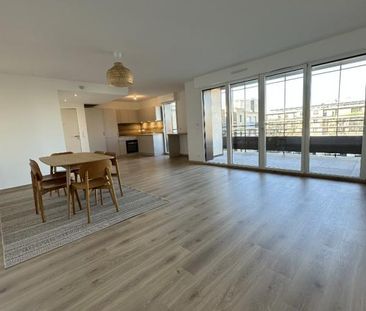 Location Appartement 3 pièces Meublé 72m² MERIGNAC 33700 - Photo 3