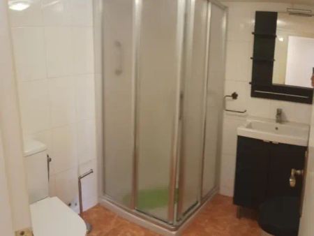 Chalet en alquiler en Calle Recuenco - Photo 5