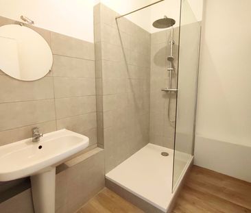 Location Appartement 3 pièces 52m² - Photo 3