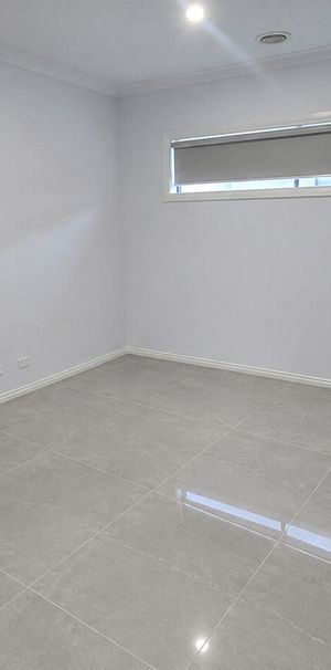 Point Cook - Photo 1