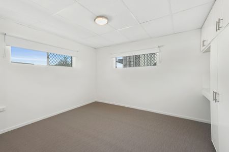 1/157A Mary Street, EAST TOOWOOMBA - Photo 2