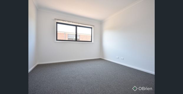 Modern Turn-Key Comfort - Photo 1