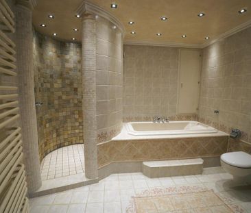 Offene Penthousewohnung in Köln-Holweide - Foto 1