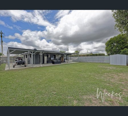 21 Thomas Thomsen Drive, Thabeban, Qld 4670 - Photo 2