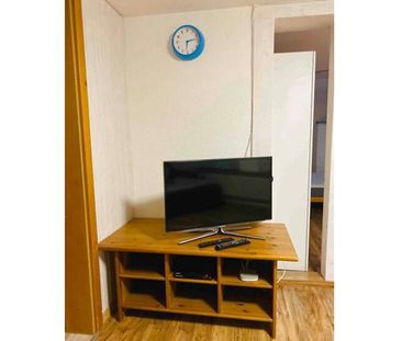 2.5 Zimmer, 2. Stock - Photo 2