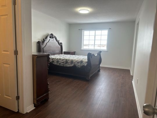 For Lease - 454 Wisteria Crescent, Hunt Club - Windsor Park Village and Area, Ontario - Photo 1