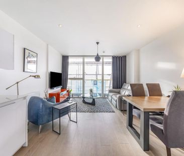 2 bedroom flat to rent - Photo 2