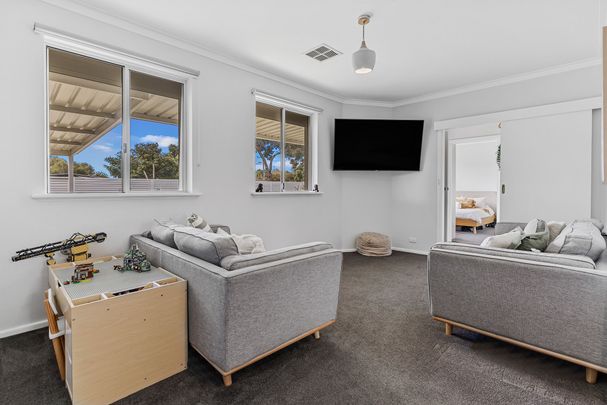 Modern Family Home in Safety Bay - Photo 1