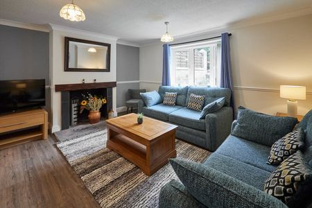 Church Street - Photo 2