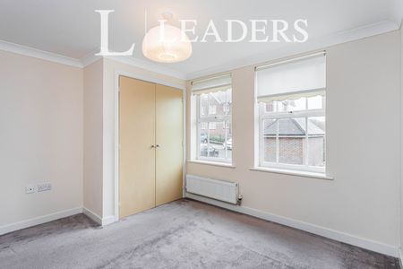2 bedroom apartment to rent Brooklands, Haywards Heath, RH16 - Photo 3