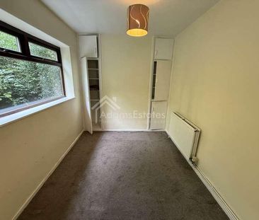 Bank View, Dewsbury, WF12 - Photo 1