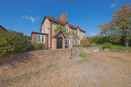 Bacres Farm Cottage, Hambleden, RG9 - Photo 3