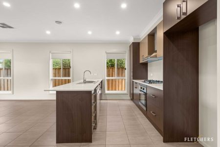 Beautiful family home in Werribee - Photo 4