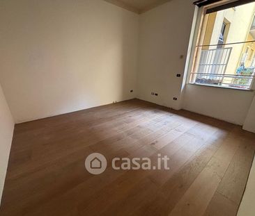Quadrilocale in Affitto in Via Alberto da Giussano a Milano - Photo 1