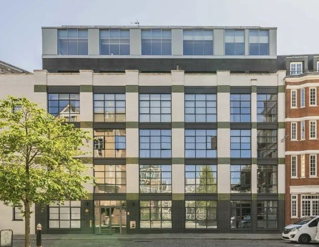 2 Bed Flat, Bartholomew Close, EC1A - Photo 1