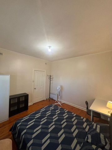 Croydon Park - Photo 2