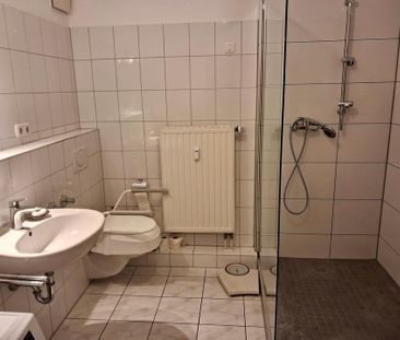 MG-Wickrath, schöne seniorengerechte 2-Zimmer Wohnung - Foto 1