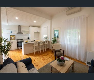 Charming Family Home in Prime Redan Location – Comfort, Space & Con... - Photo 4