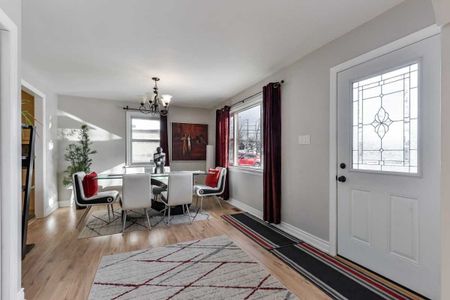 For Lease - 995 Gorham Street, Newmarket, Ontario - Photo 5