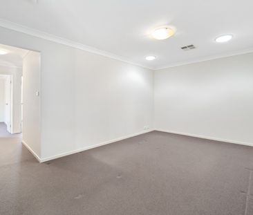 Modern Family Home in a Prestigious Location - Photo 2