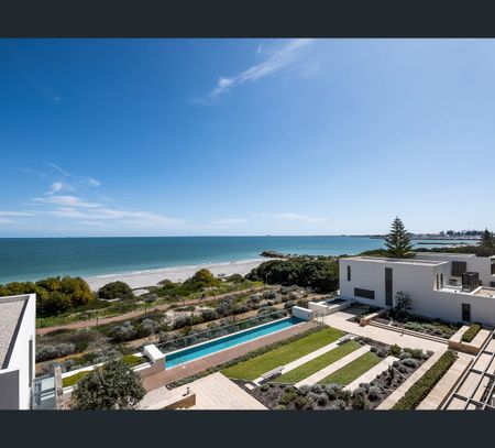 16B/23 Ocean Drive, North Coogee, WA 6163 - Photo 2