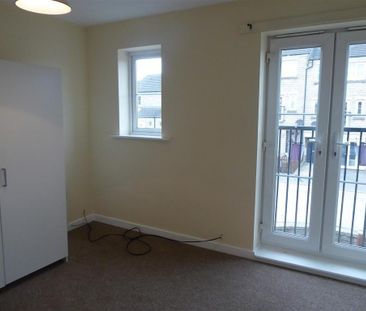 2 bedroom semi-detached house to rent - Photo 4