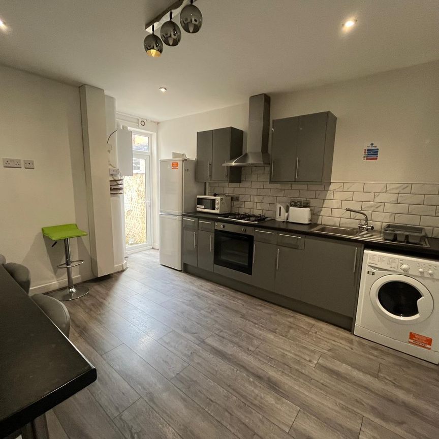 Horsham Street, Salford - Photo 1