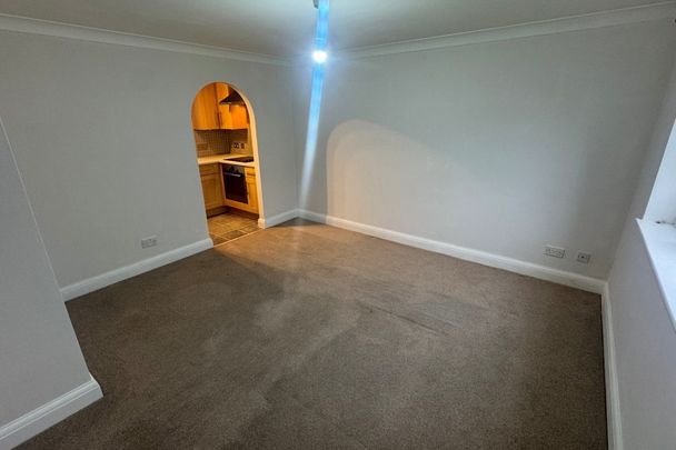 Gallows Lane, HIGH WYCOMBE - Photo 1