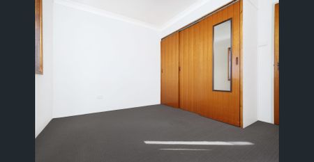 OCEAN VIEWS - Photo 2