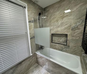 2 Bed Maisonette, Tennyson Street, SW8 - Photo 6