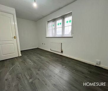 Chadwick Way, Kirkby, Liverpool, L33 4GB - Photo 4