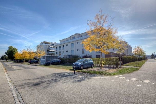 Moderne - spacieux - avec terrasse - Foto 1