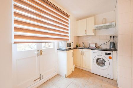 1 bedroom flat to rent - Photo 5