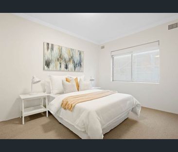 Sunny Apartment With A Gourmet Hub & Maroubra Beach In Minutes - Photo 3