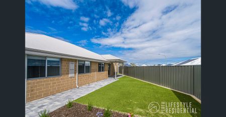 LOCATION ~ BEACH / PLAYGROUNDS / SCHOOLS - Photo 3