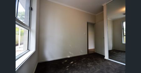 Welcome to 1B Comley Street, Brighton - A stunning family home that perfectly blends comfort and convenience. - Photo 4