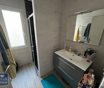 Location Maison 4 pièces 80m² LE MAY SUR EVRE 49122 - Photo 6