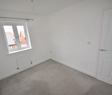 25 Crabtree Hill Drive, Derby, DE22 2SR - Photo 4