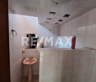 CASA CON POTENCIAL BIFAMILIAR E IDEAL PARA INVERSIÓN – COL. 20 DE N... - Photo 5