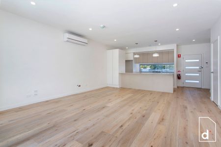 Executive Living In Thirroul - Photo 4