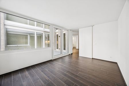 ERSTVERMIETUNG: Moderne Split-Level-Wohnung mit Charme in Zürich-Oerlikon - Photo 4